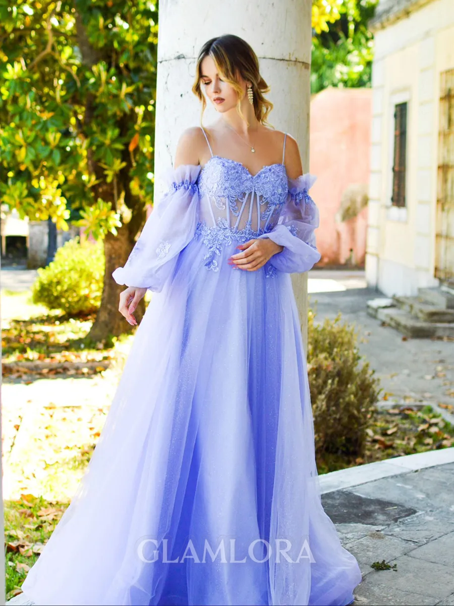 Chic A-line Spaghetti Straps Long Sleeve Court Train Tulle Corset Dress With Appliques Lace