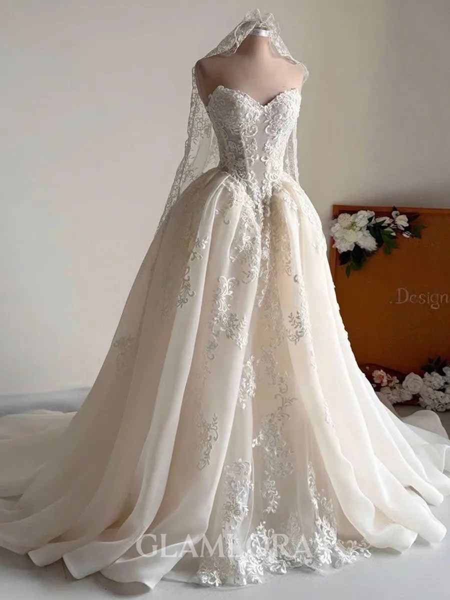 Pretty A-Line Sweetheart Appliques Lace Chapel Train Tulle Corset Wedding Dress
