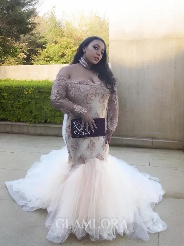 Flair Trumpet/Mermaid Off-the-Shoulder Long Sleeves Court Train Tulle Dress With Applique