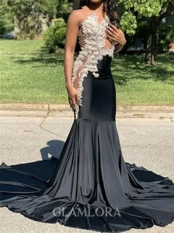 Delicate Mermaid Appliques Lace Court Train Velvet Dress