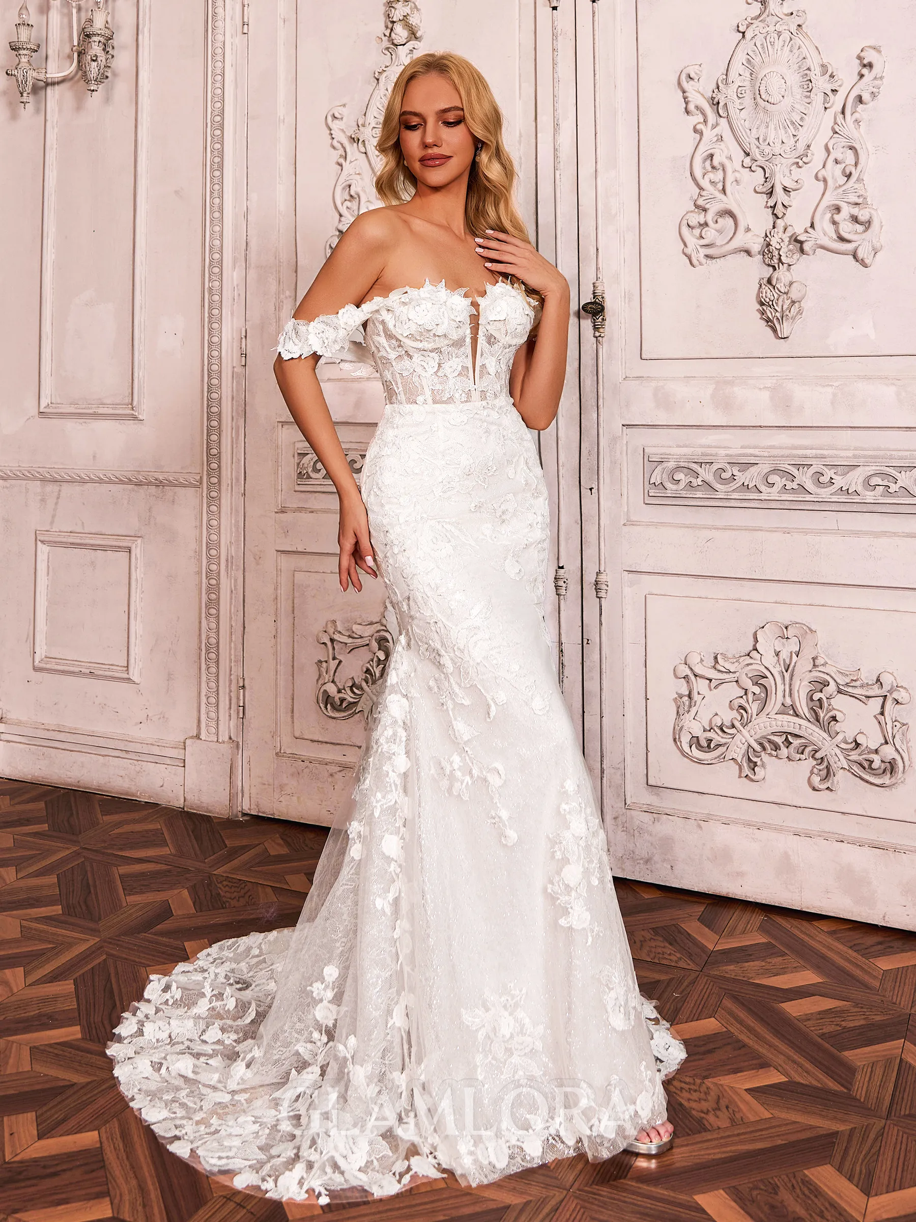 Hot Sheath Off-the-Shoulder Appliques Lace Sweep Train Tulle Corset Wedding Dress