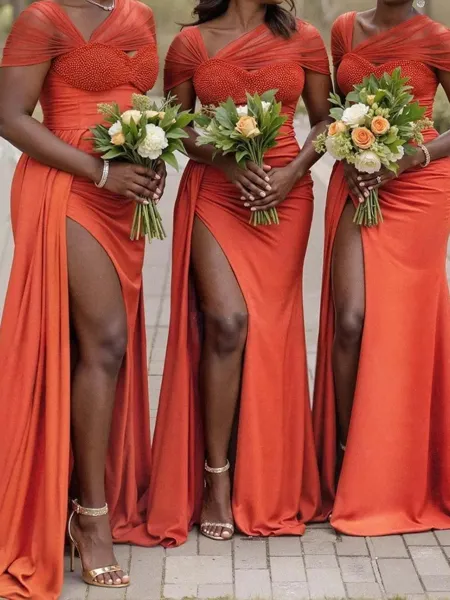 Breathtaking Sheath...