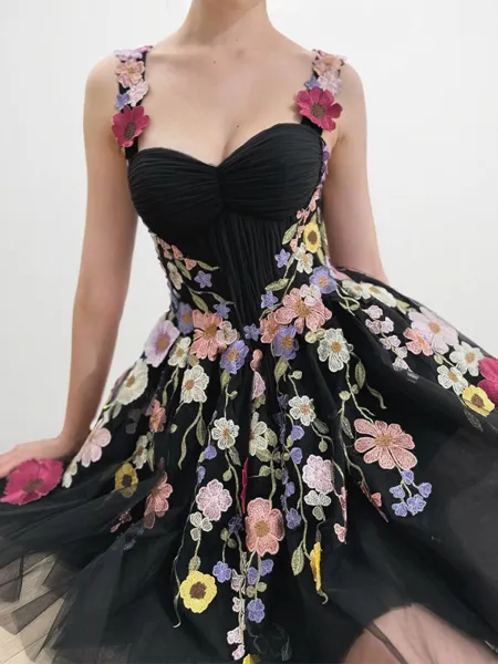 Extravagant A-line Straps...