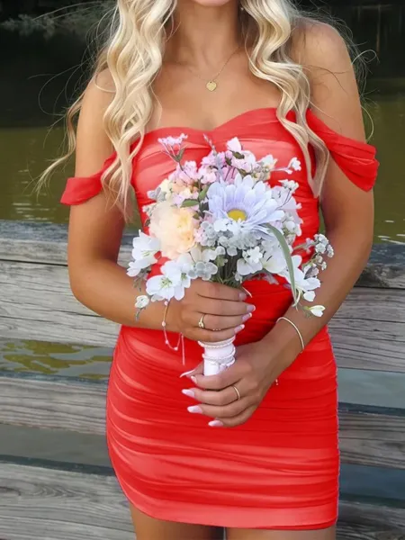 Show-stopping Sheath...