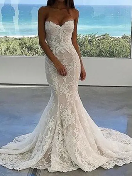 Captivating Sheath Sweetheart Court Train Lace Corset Wedding Dress