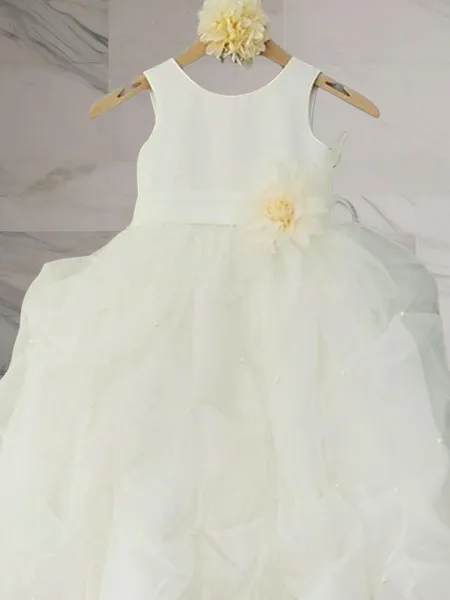 Sparkling Ball-Gown Scoop...
