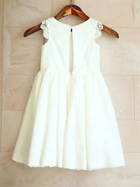 Dreamy A-line Scoop...