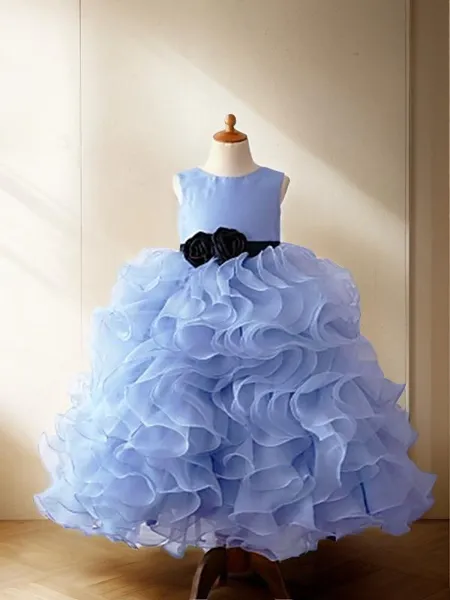 Ball-Gown Scoop Sleeveless...