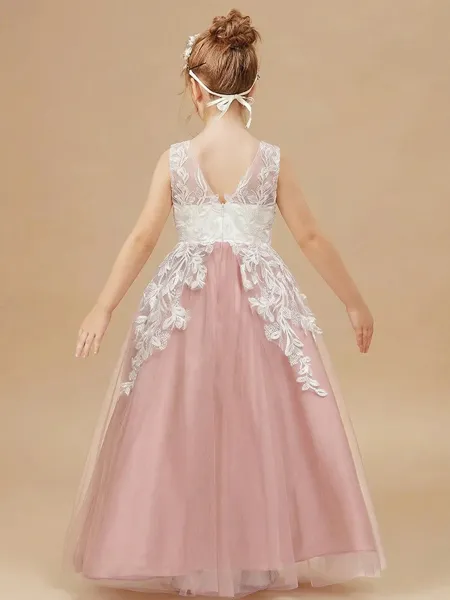 Graceful A-Line Scoop...