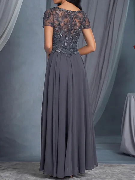 Chic A-Line Scoop Appliques...