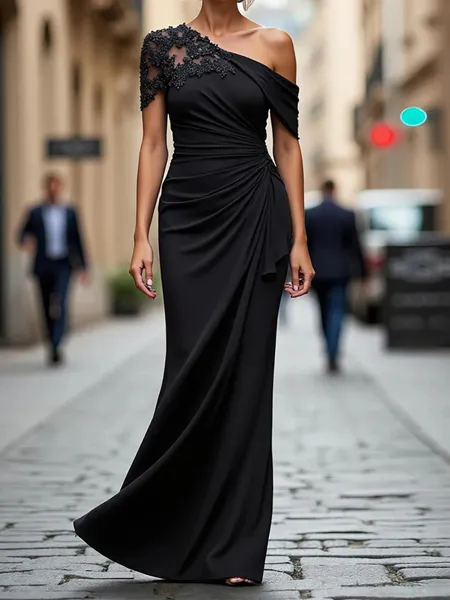 Tasteful Sheath...