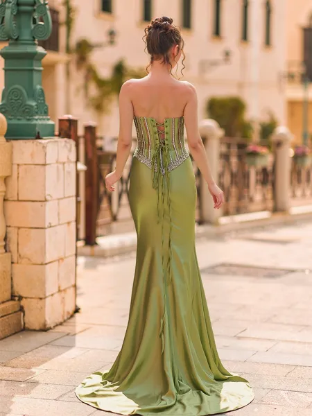 Unforgettable Sheath...