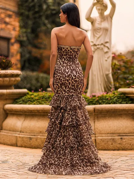 Trendy Sheath Sweetheart...