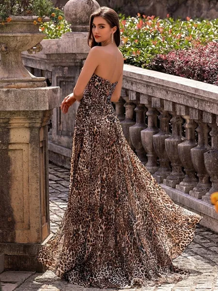 Breathtaking A-Line...