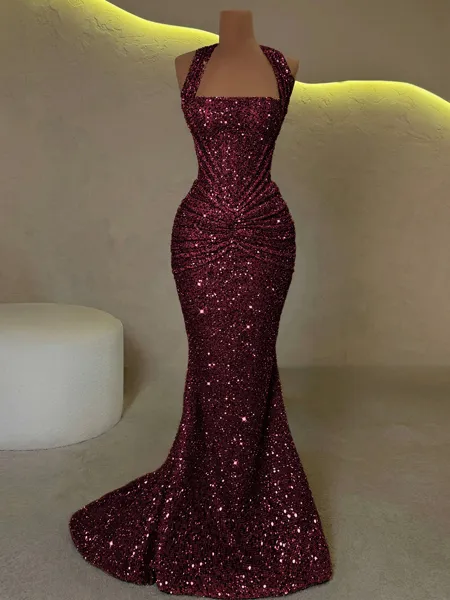 Elegant Sheath Straps...