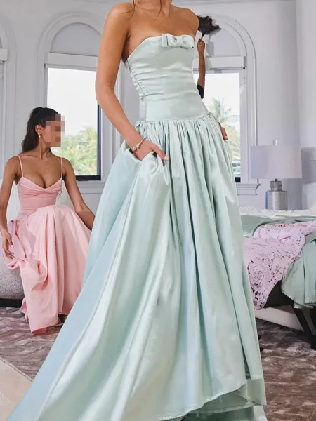 Gorgeous A-line Straight...