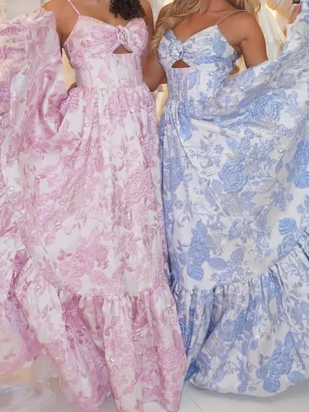 Exquisite A-line Spaghetti...