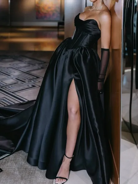 Splendid A-Line Sweetheart...