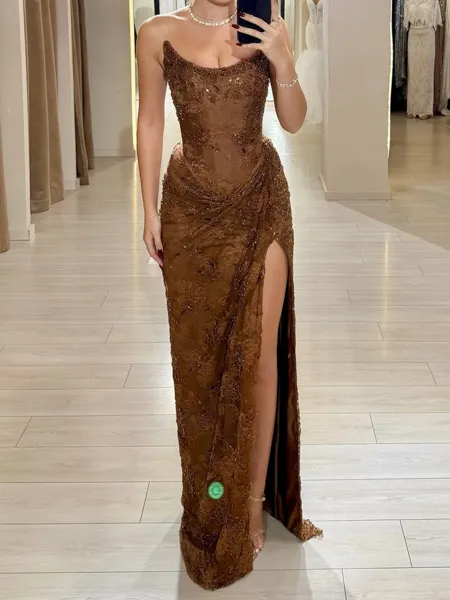 Charming Sheath Straight...