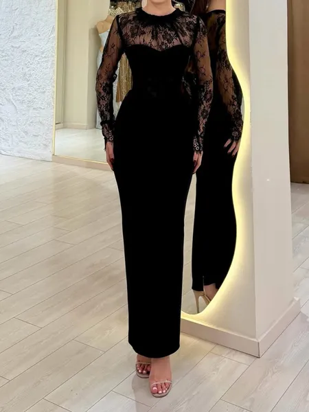 Opulent Sheath Scoop Long...