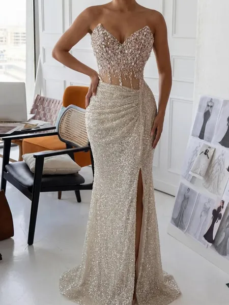 Trendy Sheath Sweetheart...