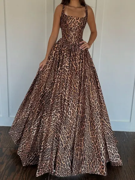 Show-stopping A-Line Square...