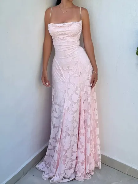 Striking Sheath Spaghetti...