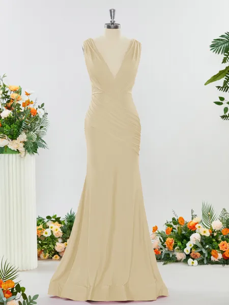 Trumpet/Mermaid Glam V-neck...