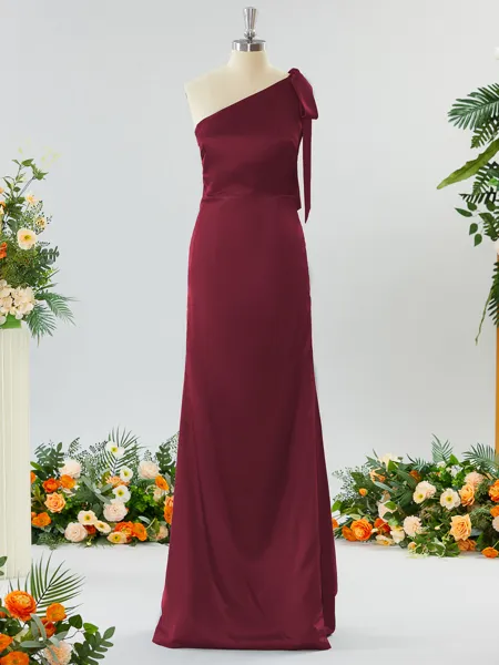 Classy Sheath/Column...