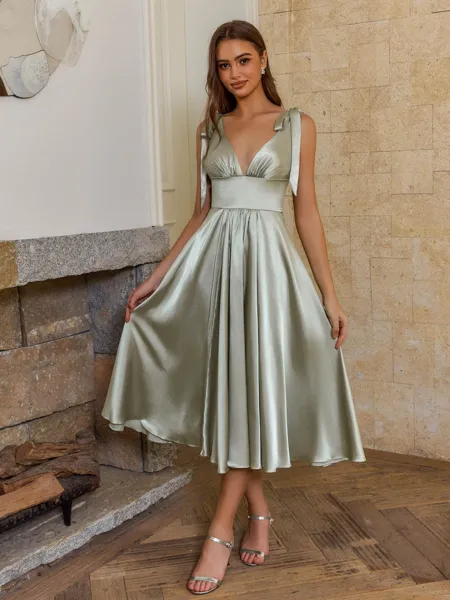Trendy A-line V-Neck Bow...