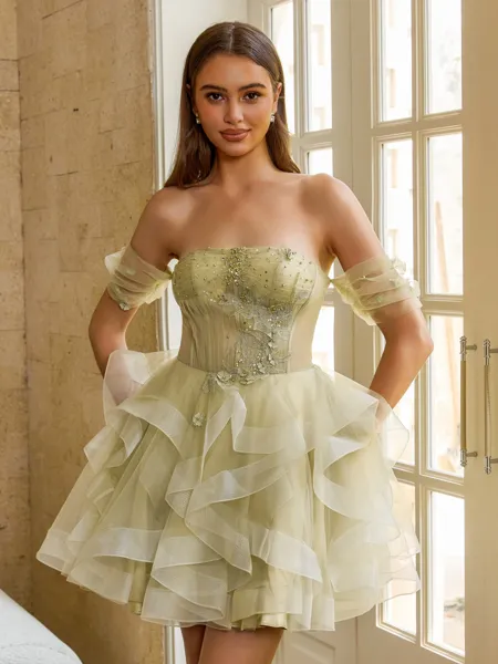 Glamorous Ball-Gown...