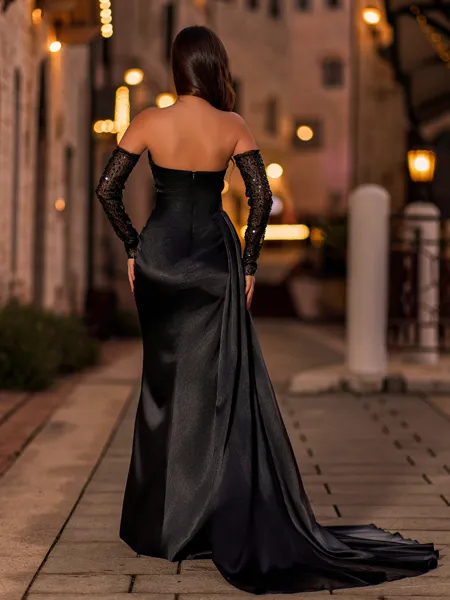 Splendiferous Sheath...