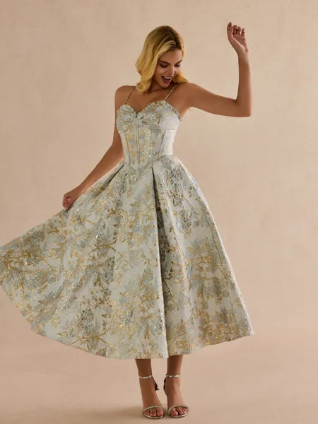 Show-stopping A-Line...