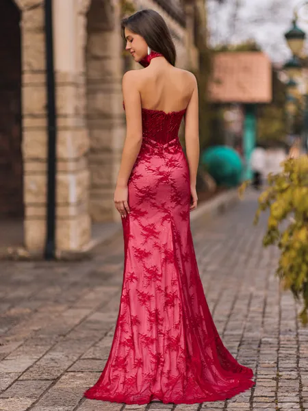 Glam Sheath Straight Flower...