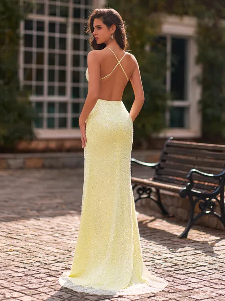 Enchanting Sheath V-Neck...