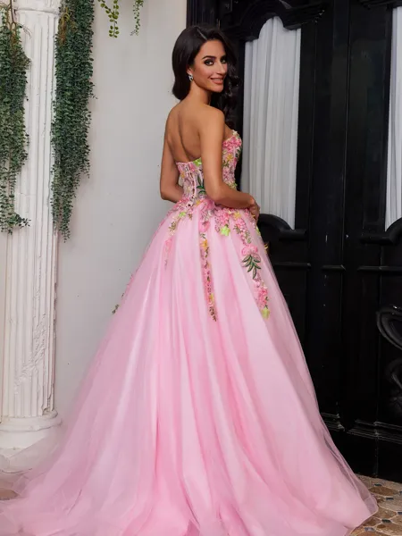 Grand A-Line Sweetheart...