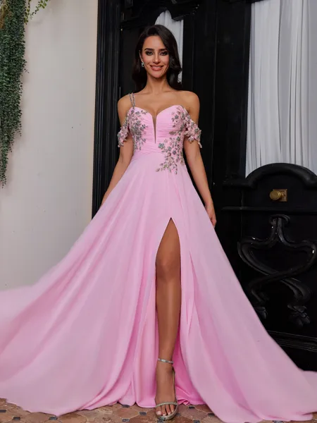 Breathtaking A-Line Cold...