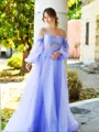 Chic A-line Spaghetti Straps Long Sleeve Court Train Tulle Corset Dress With Appliques Lace