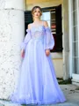 Chic A-line Spaghetti Straps Long Sleeve Court Train Tulle Corset Dress With Appliques Lace