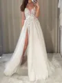 Captivating A-Line Spaghetti Straps Appliques Lace Chapel Train Tulle Wedding Dress