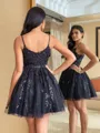 Fashion Ball-Gown V-Neck Appliques Lace Short/Mini Tulle Dress
