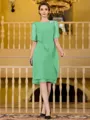 Immaculate Sheath Chiffon Beading Scoop 1/2 Sleeves Knee-Length Mother of the Bride Dress